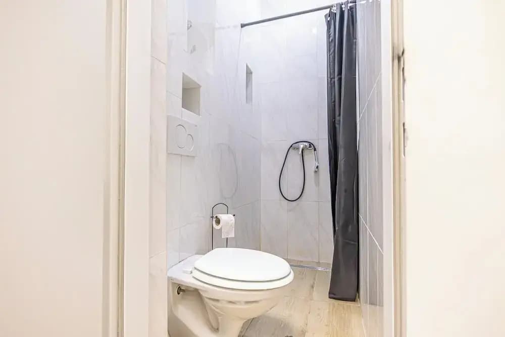 Spacious 5BR Apt Close to Augarten - photo 30