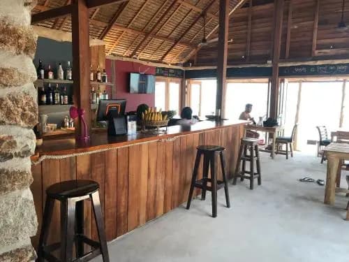Castaway Beach Bungalows - photo 21