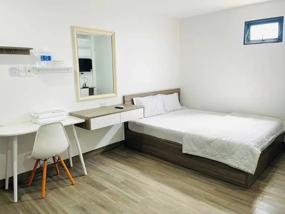 Royal Hotel & Apartment - photo 7