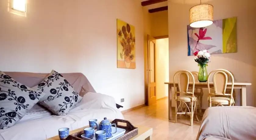Passeig del Born Apartment - photo 2