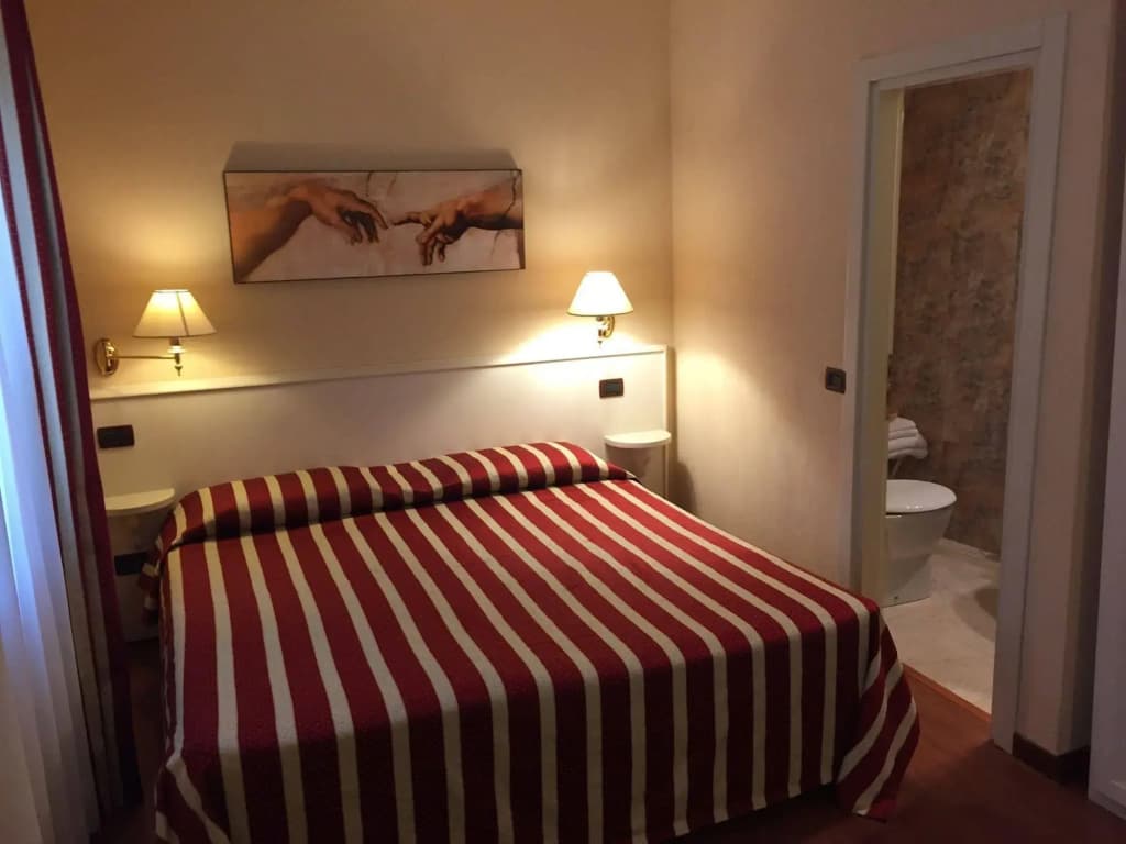 Venice Resorts Guest House - photo 2