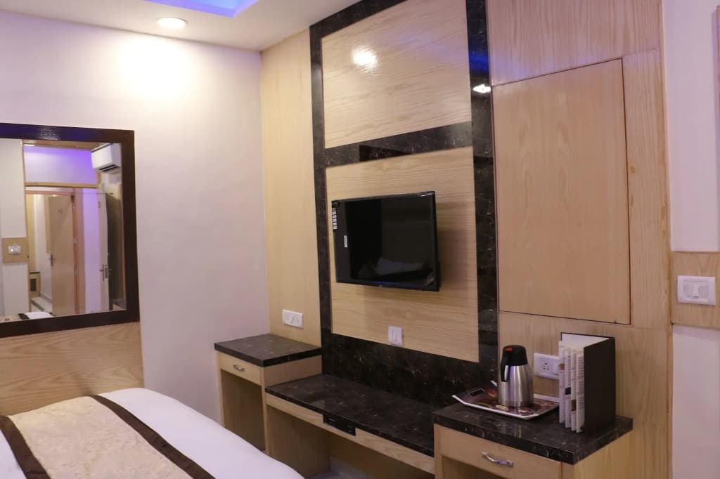 Hotel Karlo Kastle - photo 4