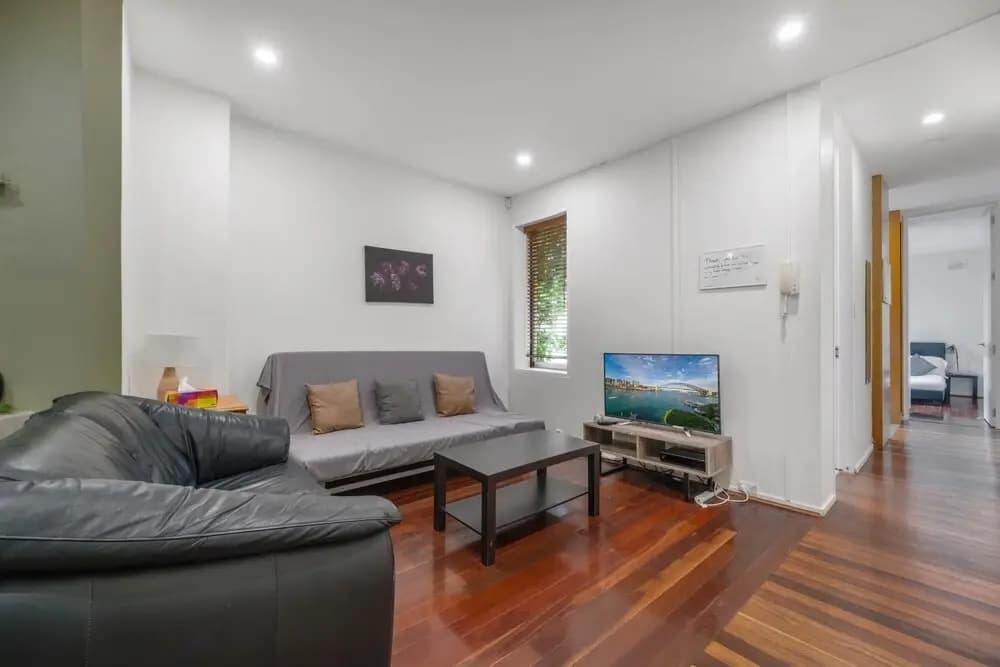 Bright Central Darlinghurst - photo 5