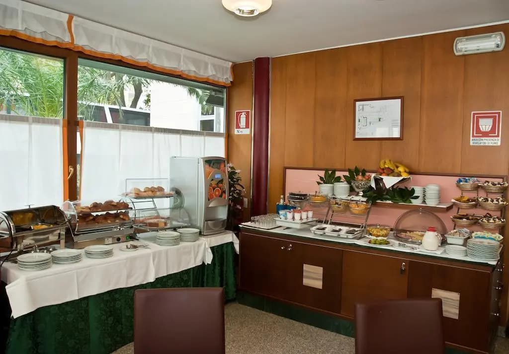 Hotel Raffaello - photo 16