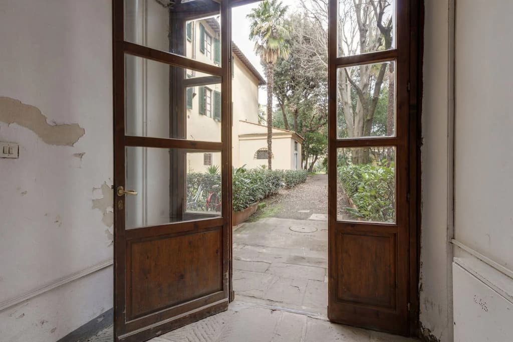 Around Florence Apartments - photo 14