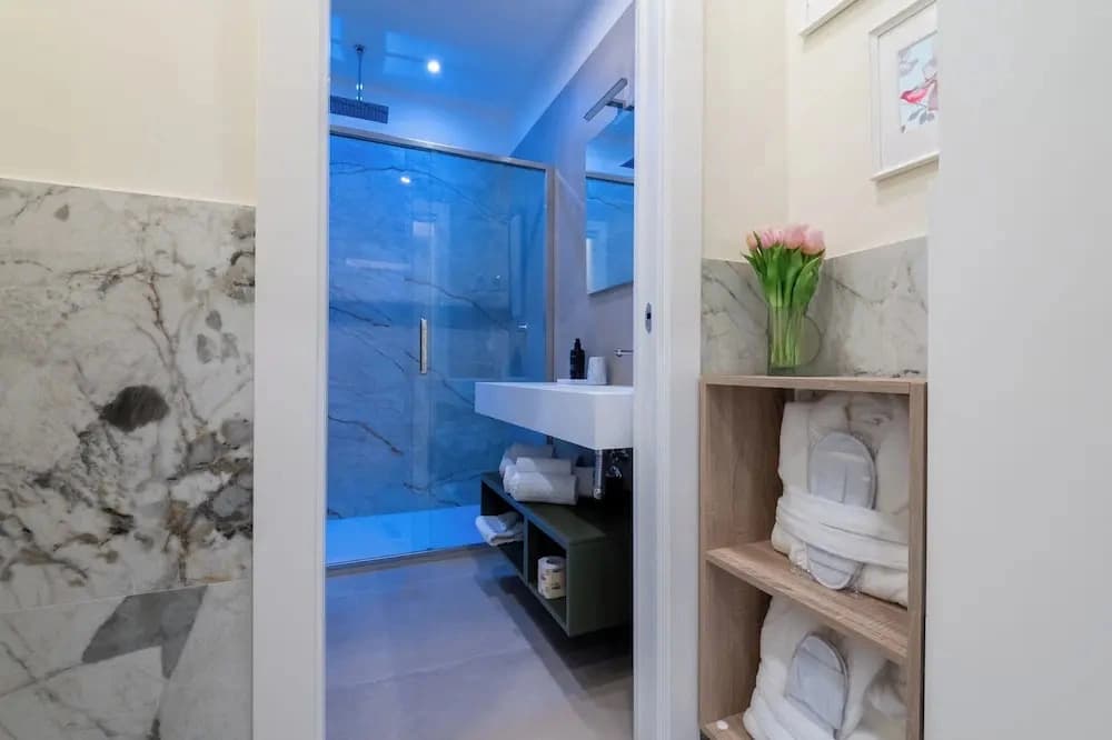69 Suite Boutique - photo 29