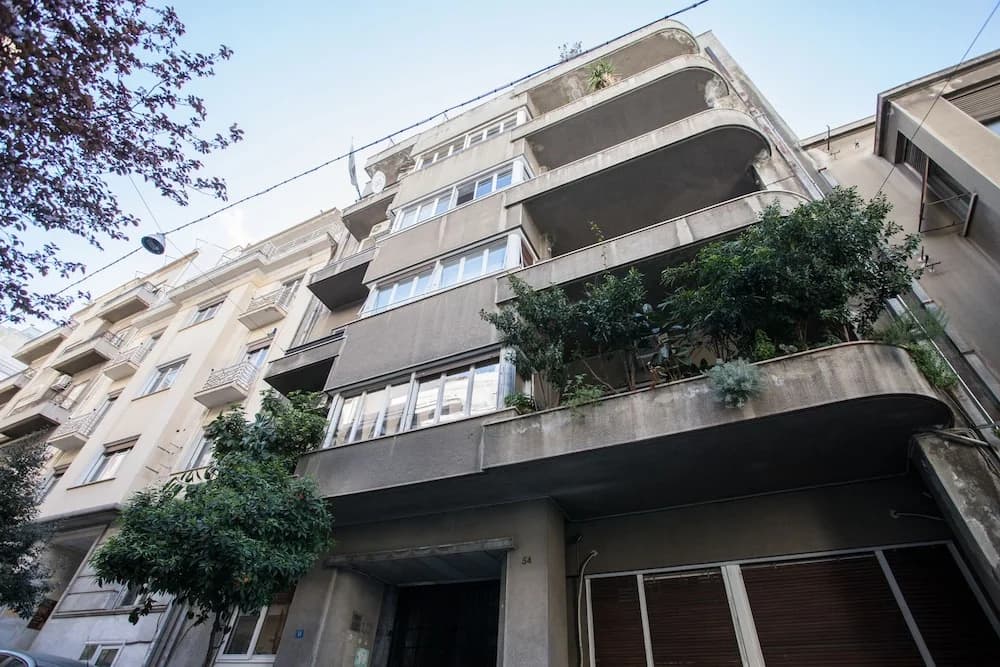 Elegant & Spacious 2bdr Flat - photo 1