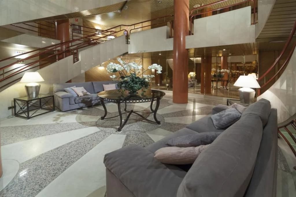 Aparto-Hotel Rosales - photo 2