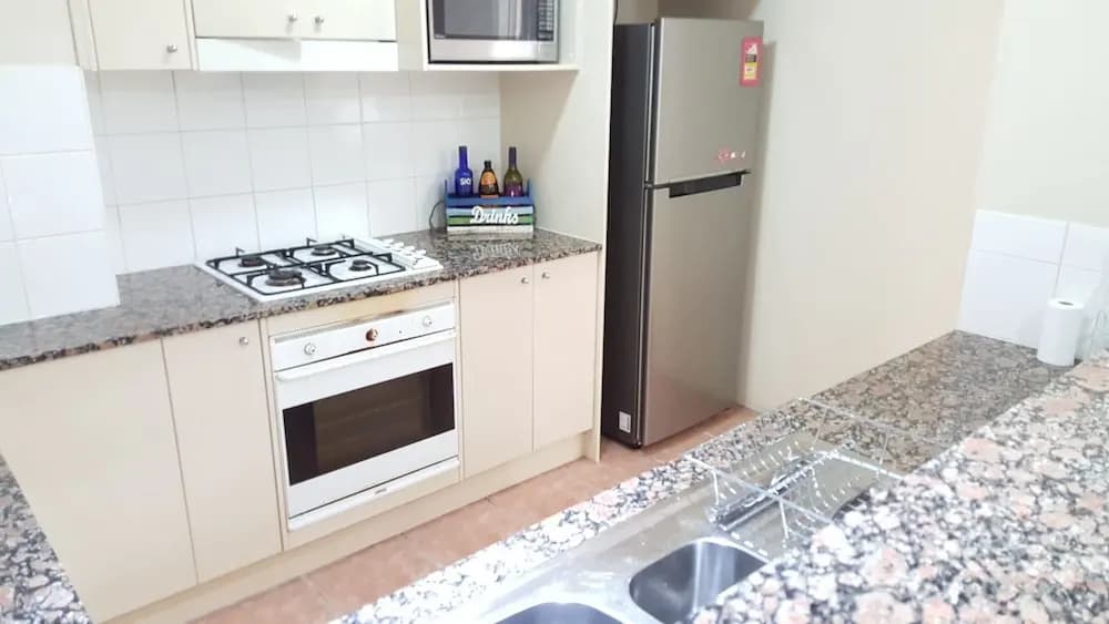 Furnished 2 Bedroom By Harbourside - photo 7