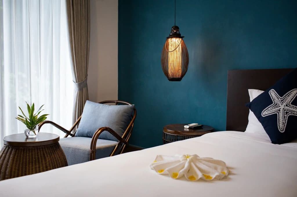 The Blue Alcove - photo 24