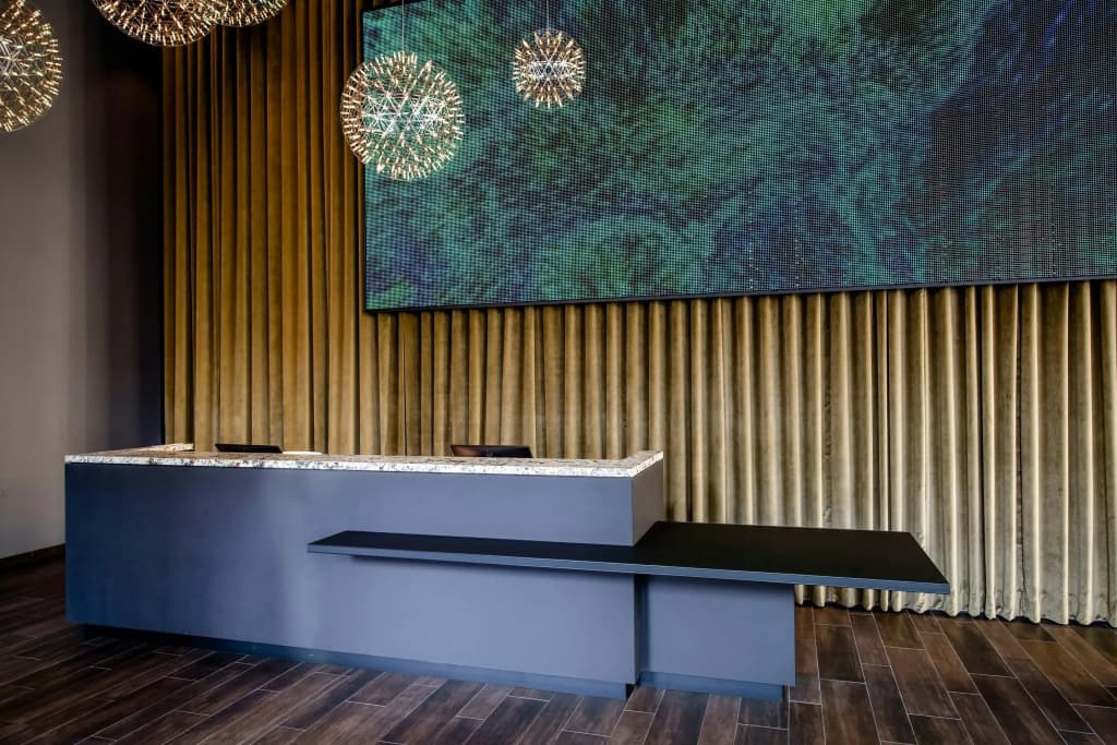 Motel One Berlin-Potsdamer Platz - photo 6