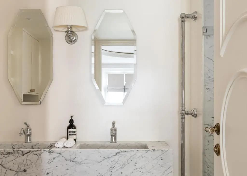 HIGHSTAY - Luxury Serviced Apartments - Place des Victoires - photo 20