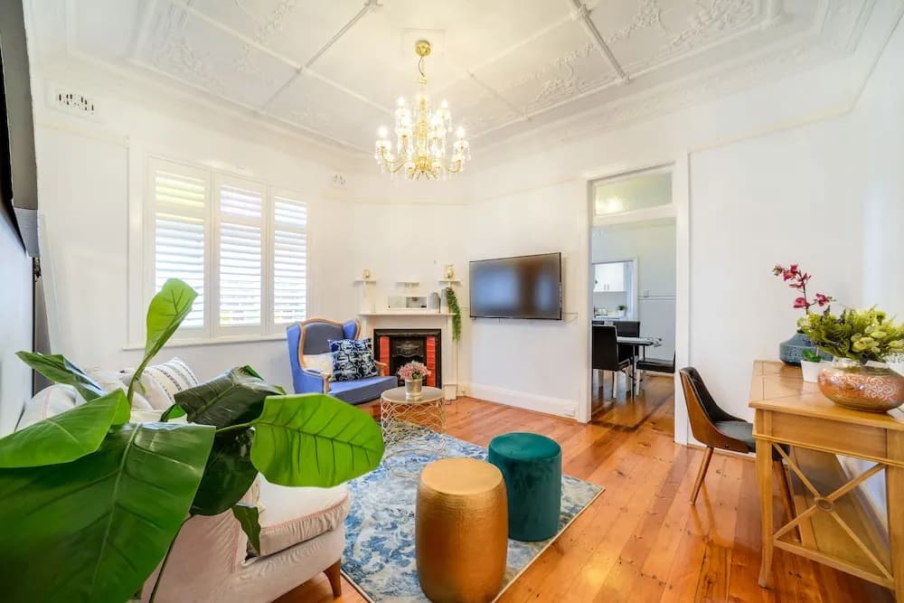 Stunning Inner City House Close to Fish Market - photo 7