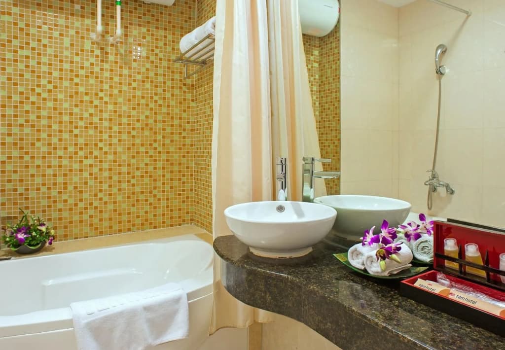 Tam Hotel - photo 8