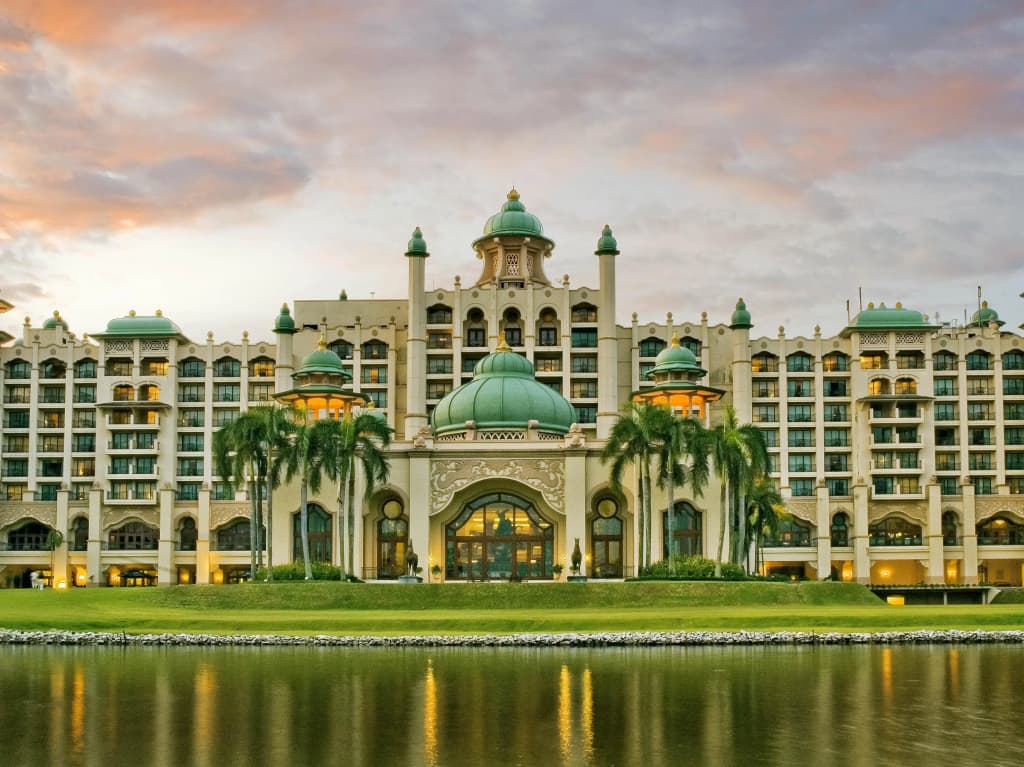 Palace Of The Golden Horses Hotel - photo 1