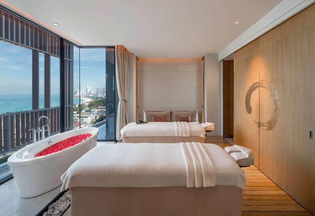 Hilton Pattaya - photo 35