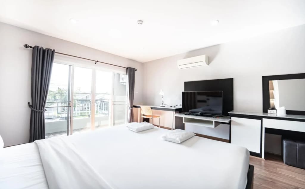 The Y Residence - photo 4