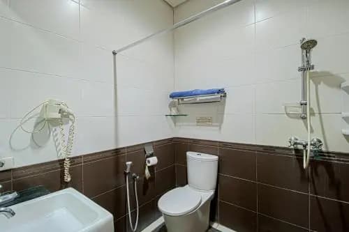 Hotel Melawai 3 - photo 4