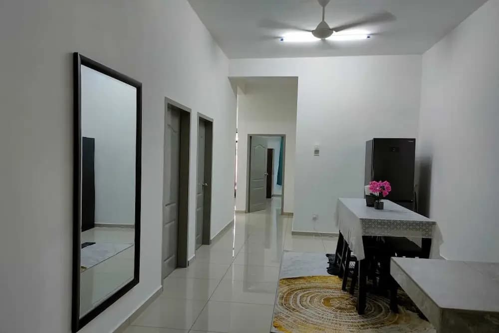 OYO Homes 90611 Homestay D'emas - photo 11