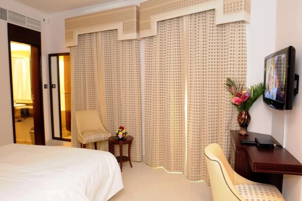 Сlick Square Hotel - photo 4