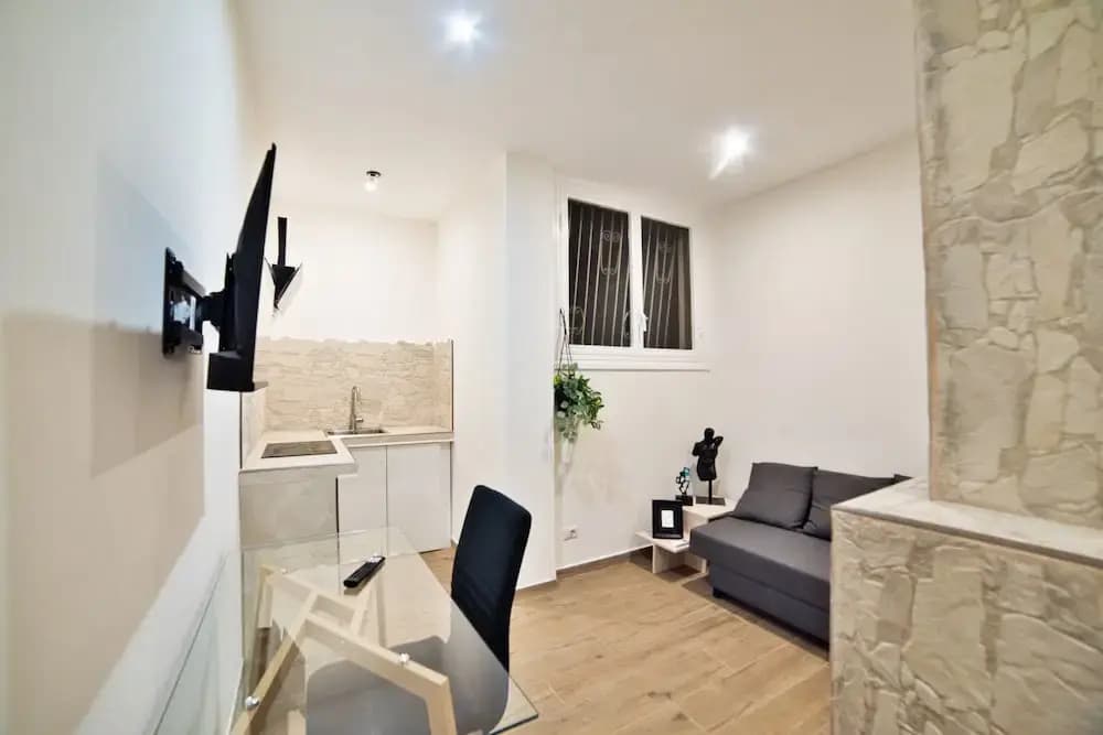 Radio Suites - photo 20