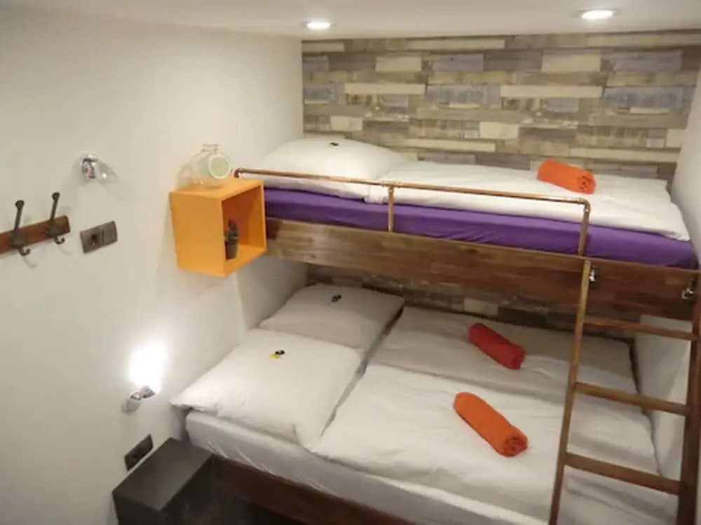 Cityflair Berlin Apartments & Rooms - photo 4