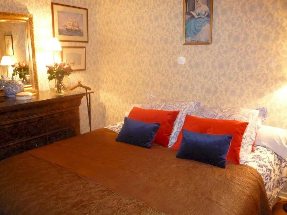 Bed And Breakfast Tour Eiffel 3 - photo 2