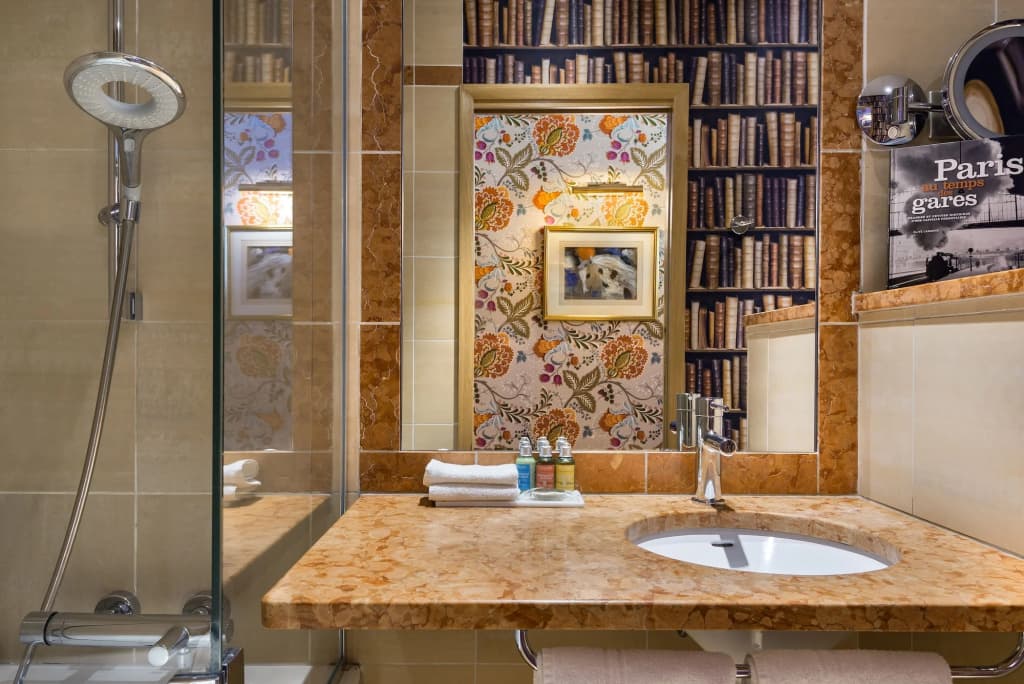 Hôtel Saint Paul Rive Gauche - photo 10