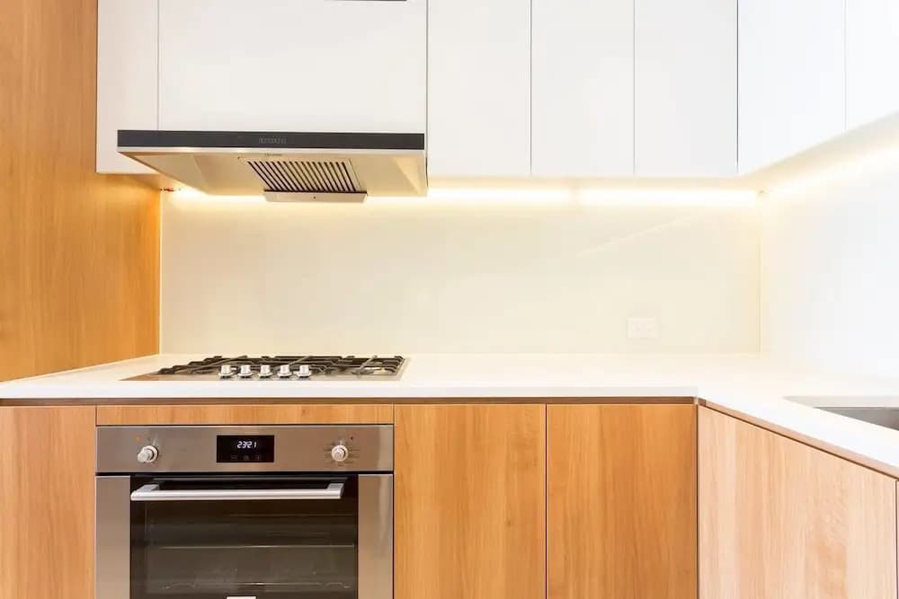 Chic Designer Apartment in Olympic Park + Parking - photo 10