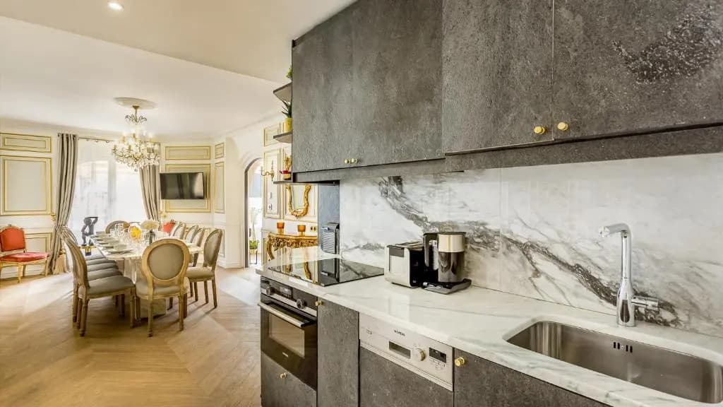 Luxury 6 Bedroom 5 bathroom Palace Apartment - Louvre View - photo 23