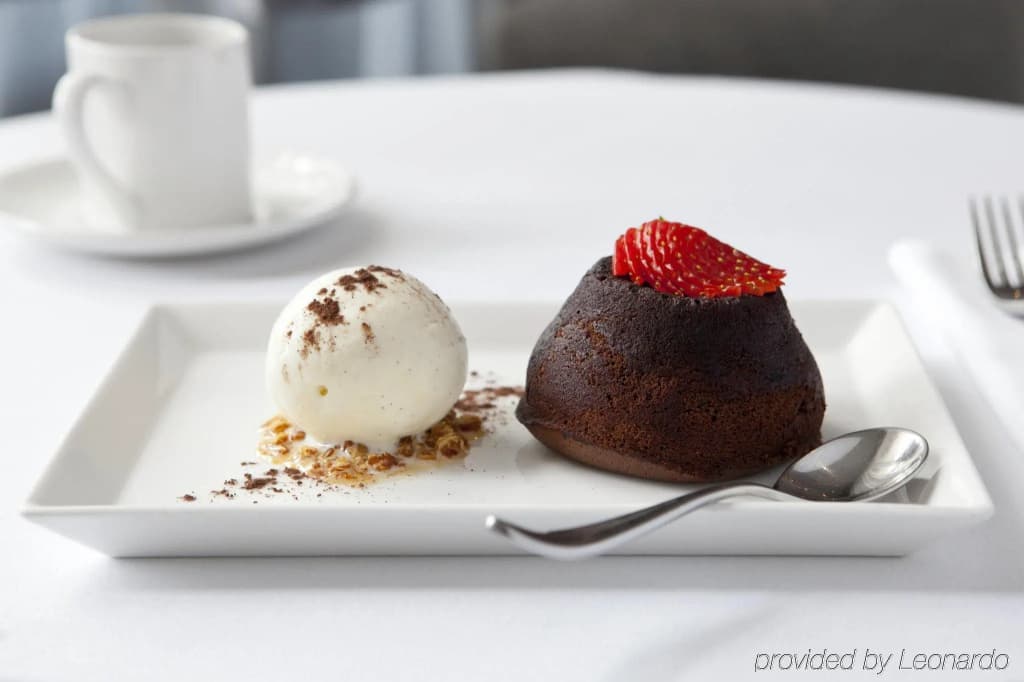 Eccleston Square Hotel - photo 13