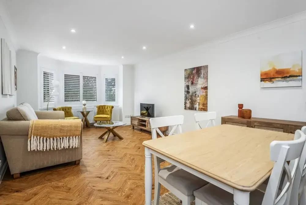 Luxury 2bed 2bath-ground Floor-free Parking - photo 10