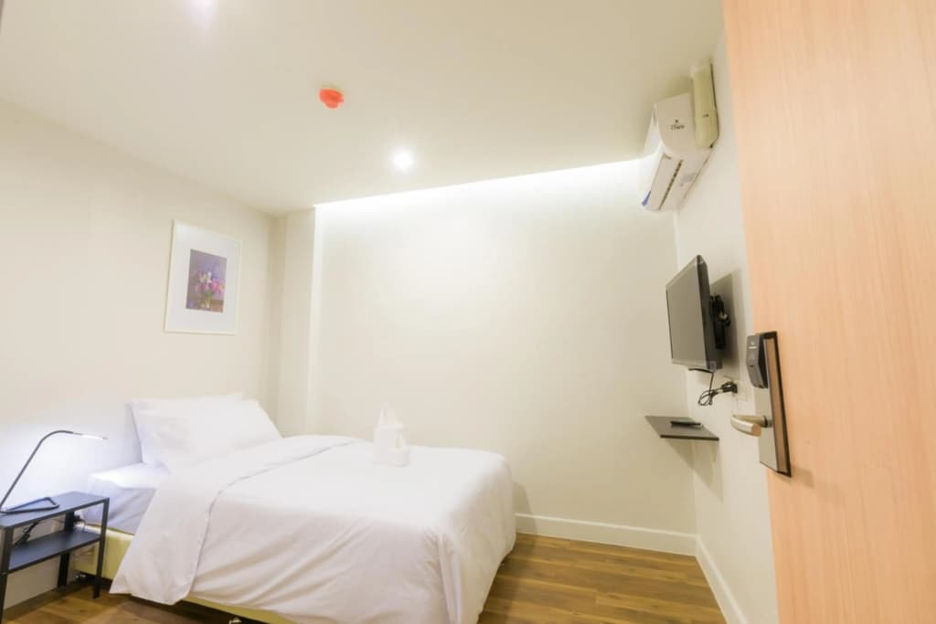 Metro Hotel - photo 19