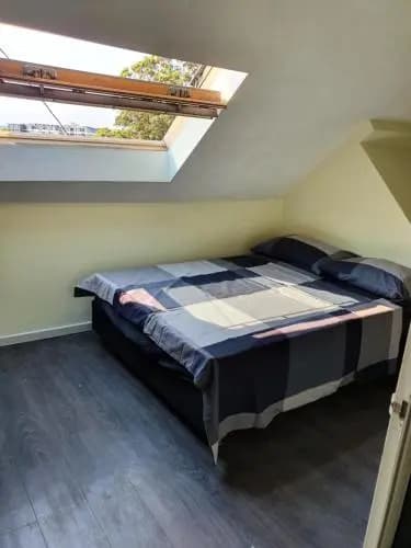 Clover Free Car Parking Hostel - photo 6