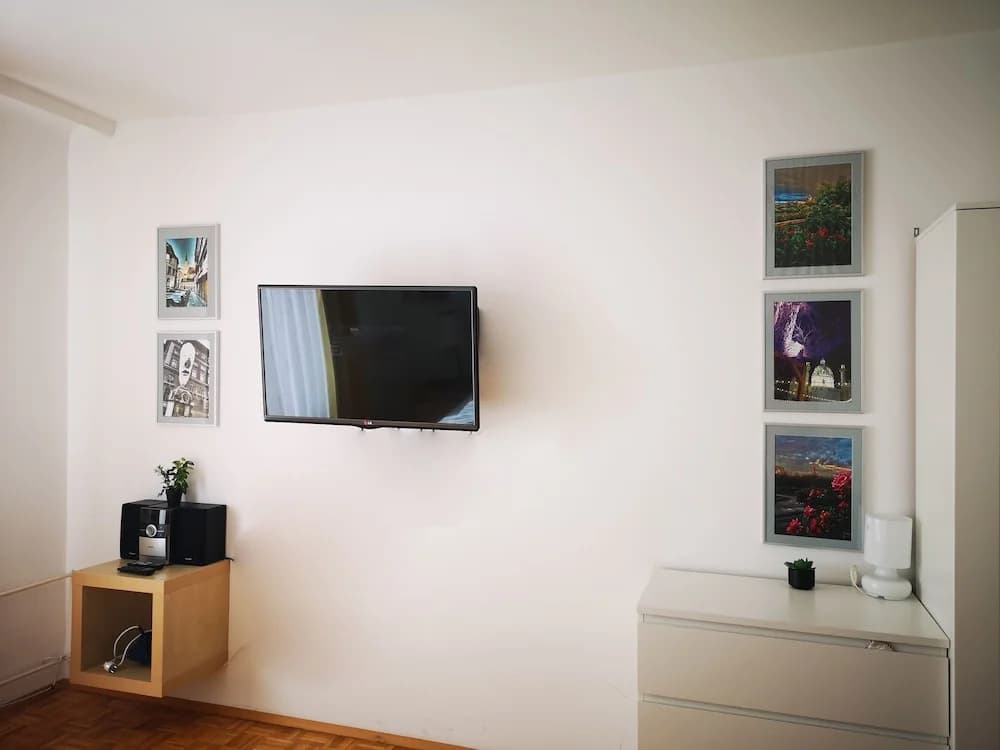 Vienna Studios - photo 26