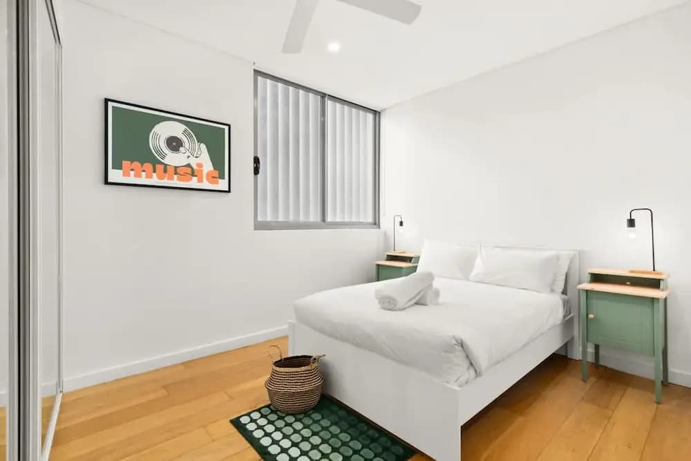 Central Charming 2 Bedrooms With Balcony Aircon - photo 6