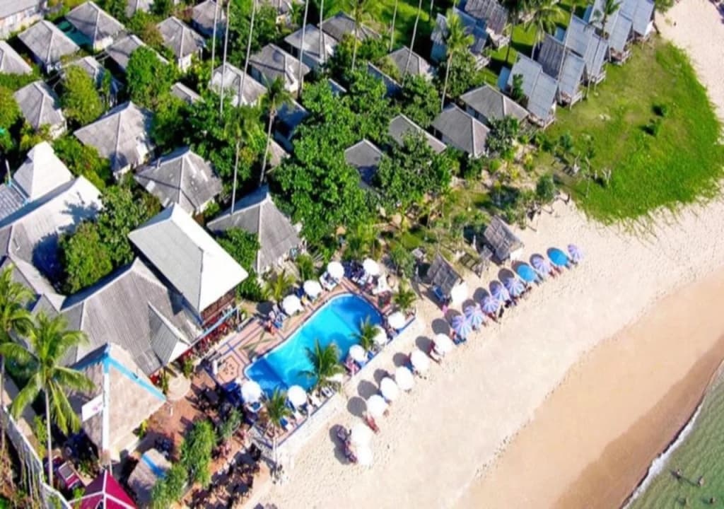 Lanta Palace Beach Resort and Spa - photo 24