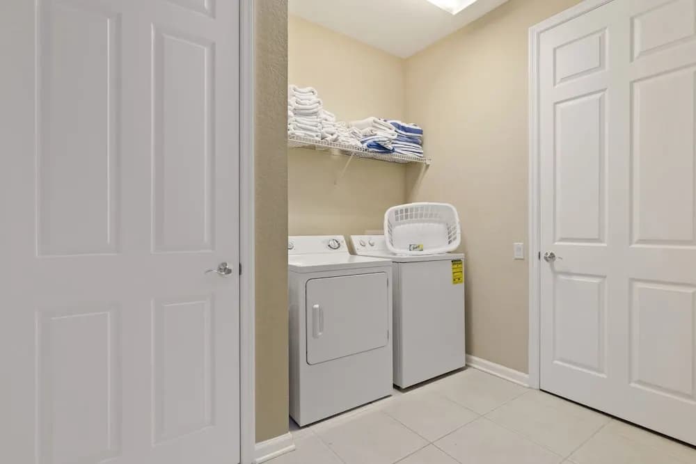 Orlando Resort Rentals at Universal Boulevard - photo 9
