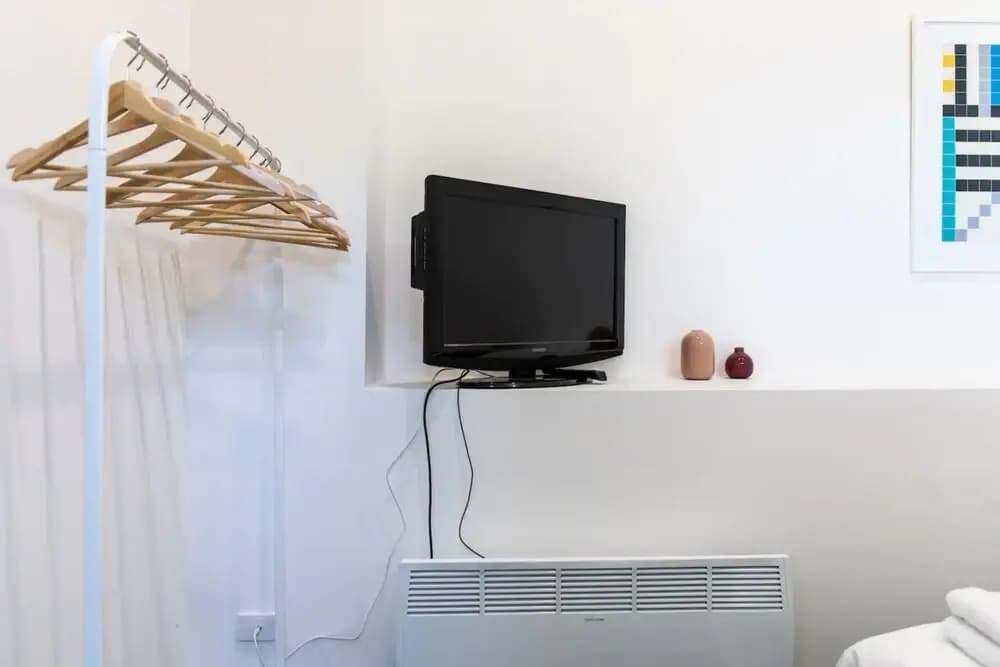 Cozy Brunswick East Home - photo 3
