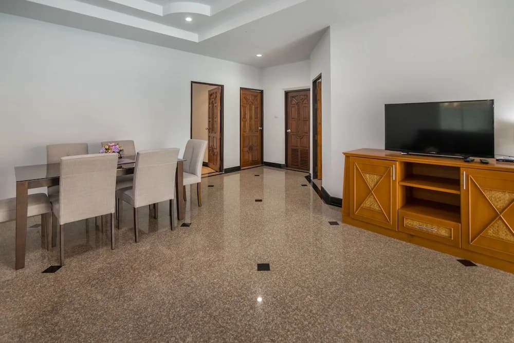 Nowhere Villa Demeter - photo 2