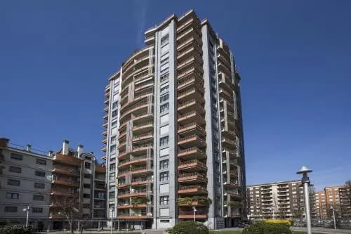 Suzzani Halldis Apartment - photo 1