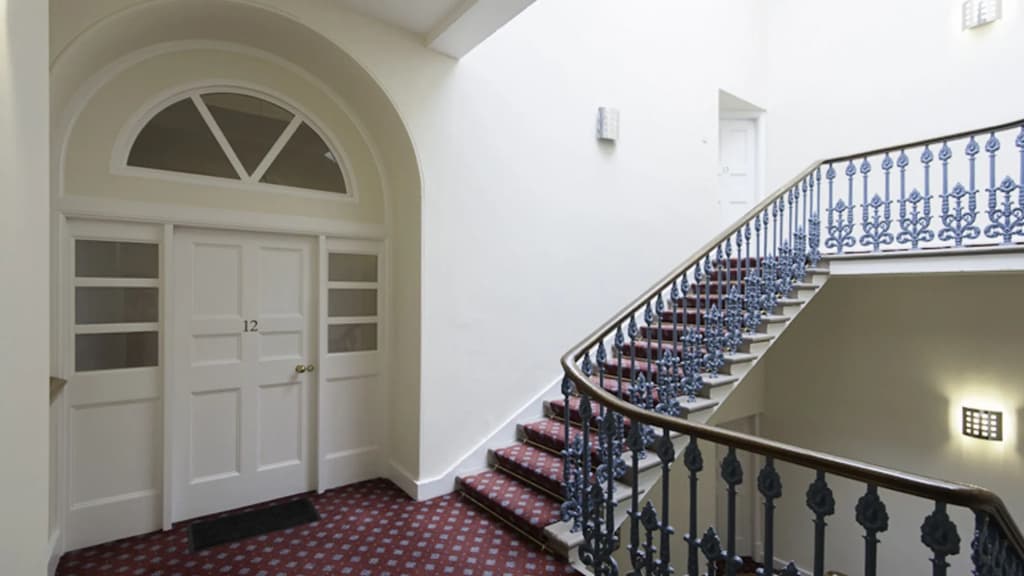 Parliament Apartment - photo 7