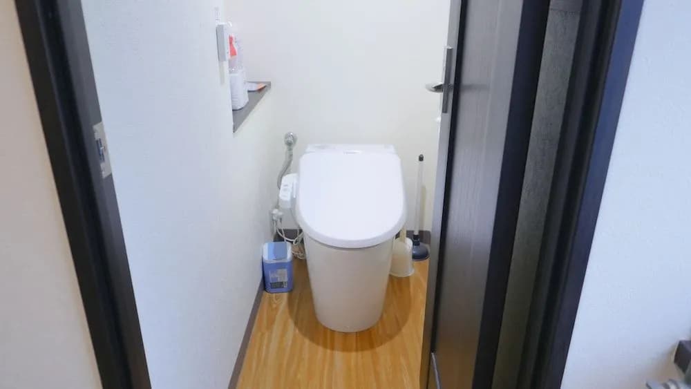 Within walking distance to Shinjuku | 4 min walk to nearest station | Entire 3BR house 75㎡ | Sleeps up to 10 | Family-friendly | High-speed Wi-Fi | Shibuya, Tokyo - photo 9