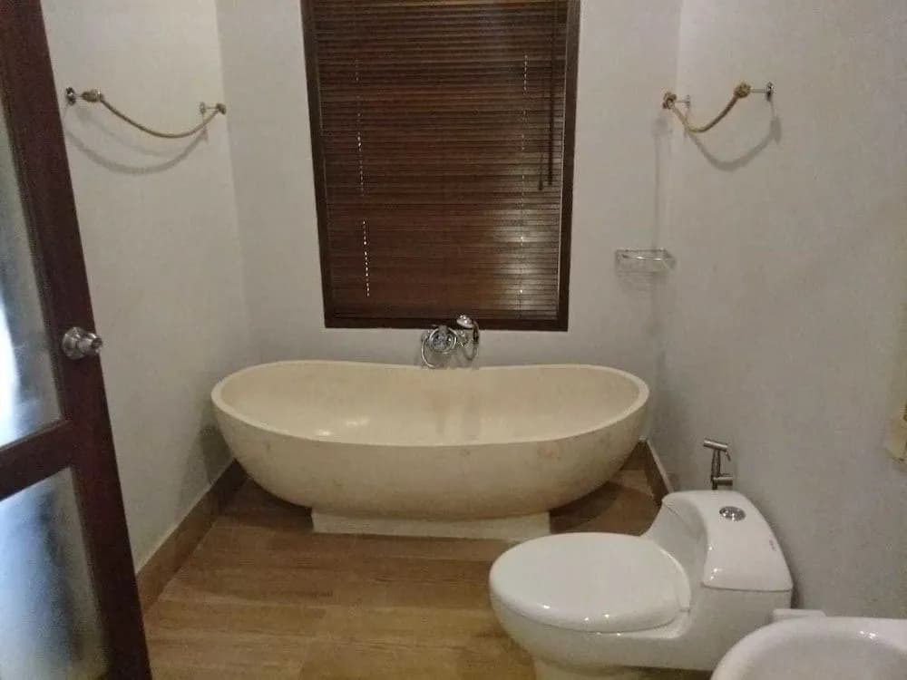 Amara Giri Villas - photo 7