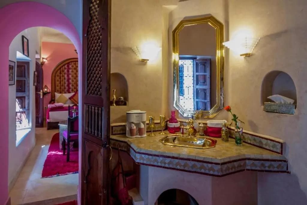Room in BB - Riad Anabel - Rose Suite - photo 9
