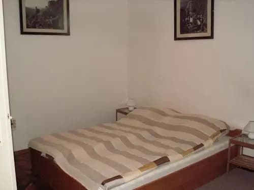Early Apartments - photo 1
