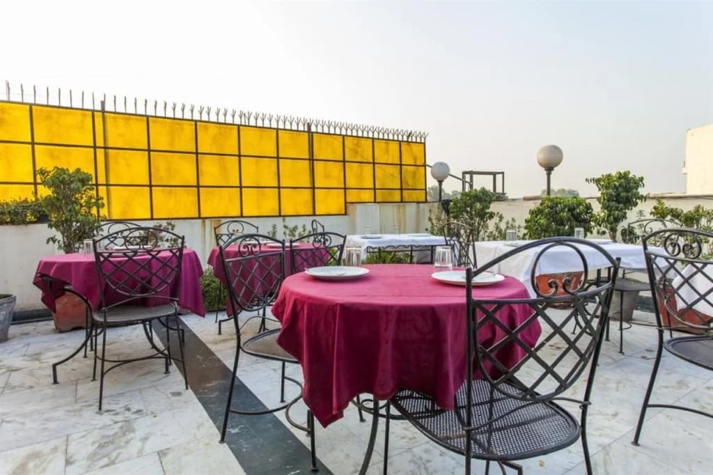 Hotel Sunstar Residency - photo 9
