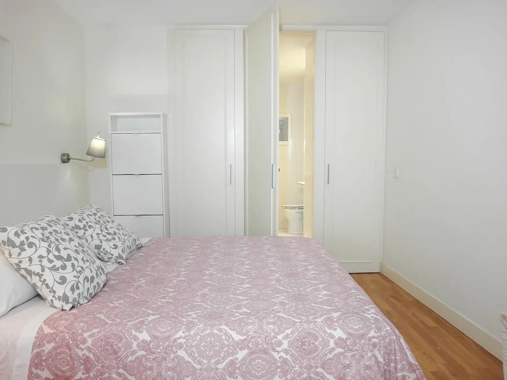 Apartamentos Escultor Madrid - photo 5