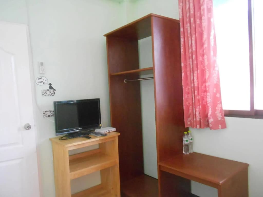 Sweet Home Guesthouse - photo 2