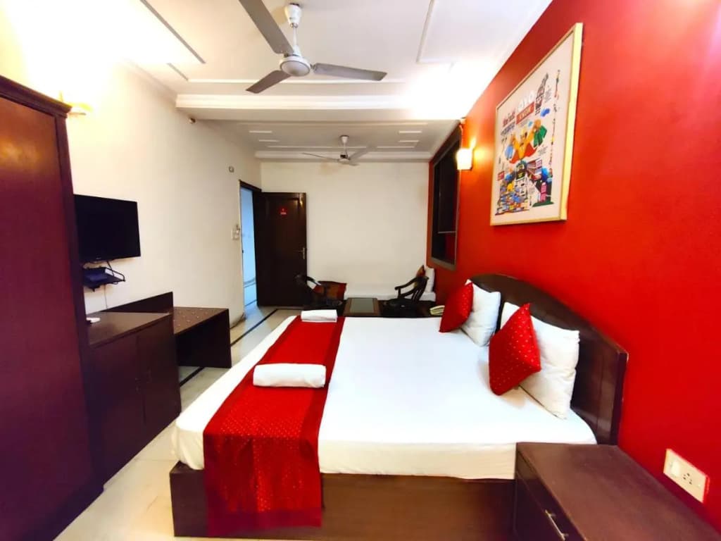 Hotel Unistar - photo 26